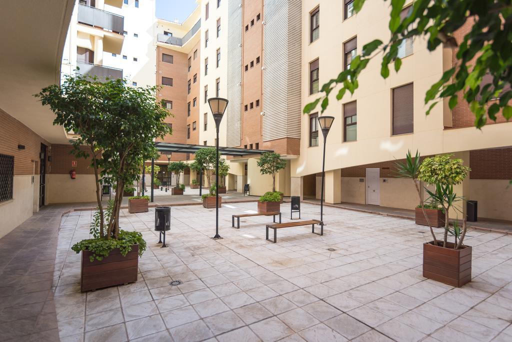 Апартаменти Alameda De Colon Relax & Quiet Business & Family Малага Екстер'єр фото